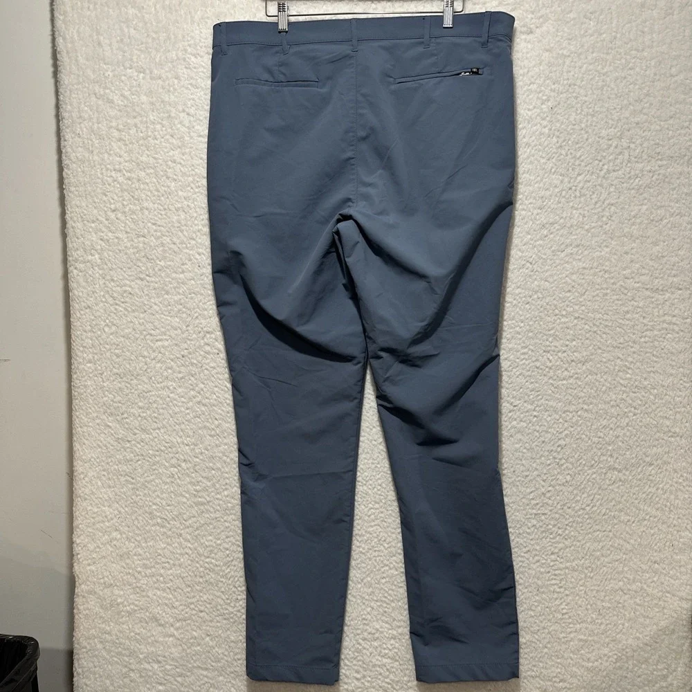 Banana Republic Men's Golf Pants Size 40 Light‎ Blue Flat Front